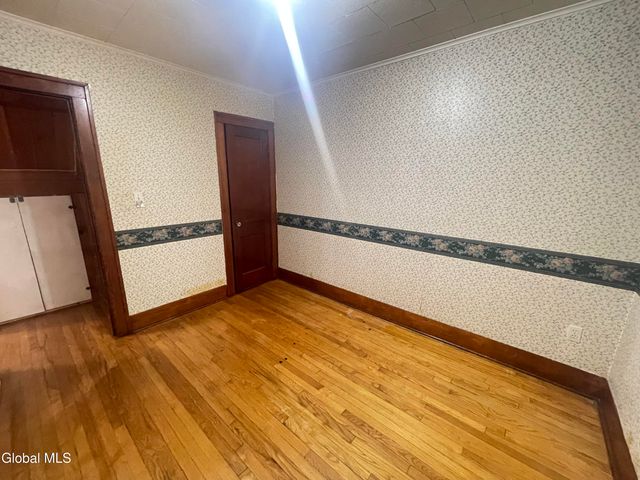 13 Washington Avenue, Colonie, NY 12205