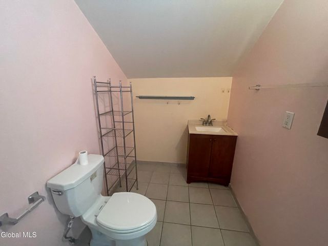 13 Washington Avenue, Colonie, NY 12205