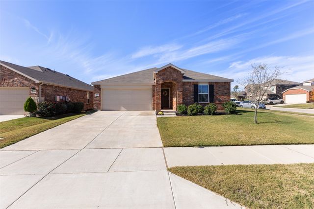 10112 Falkland Road, Fort Worth, TX 76036