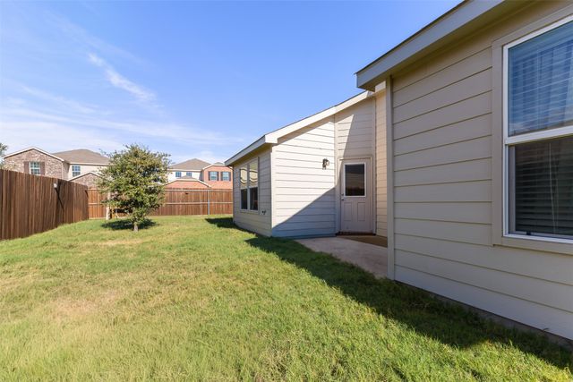 10112 Falkland Road, Fort Worth, TX 76036