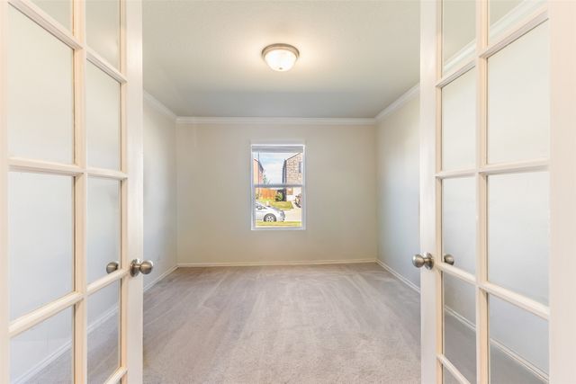 10112 Falkland Road, Fort Worth, TX 76036