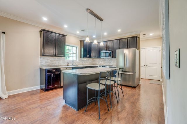 146 Bob Walker Road, Jonesborough, TN 37659