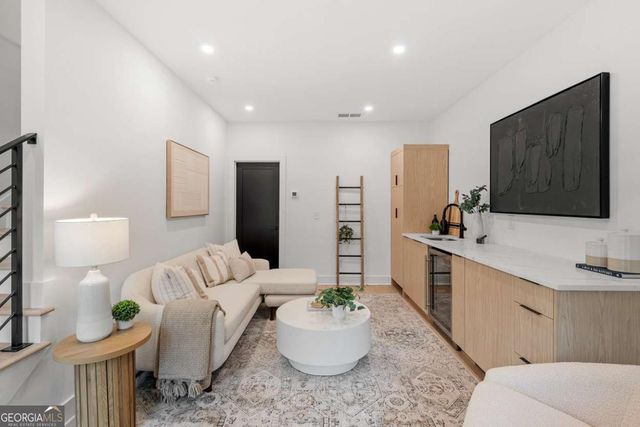 1165 Penny Lane, Atlanta, GA 30329