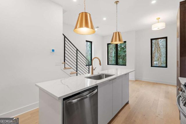 1165 Penny Lane, Atlanta, GA 30329