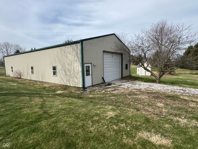 10090 N State Road 75 Highway, North Salem, IN 46165