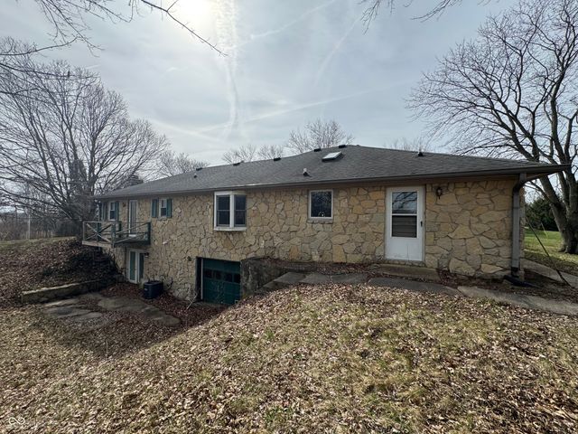 10090 N State Road 75 Highway, North Salem, IN 46165