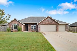 7832 Brooklyn Avenue, Springdale, AR 72762