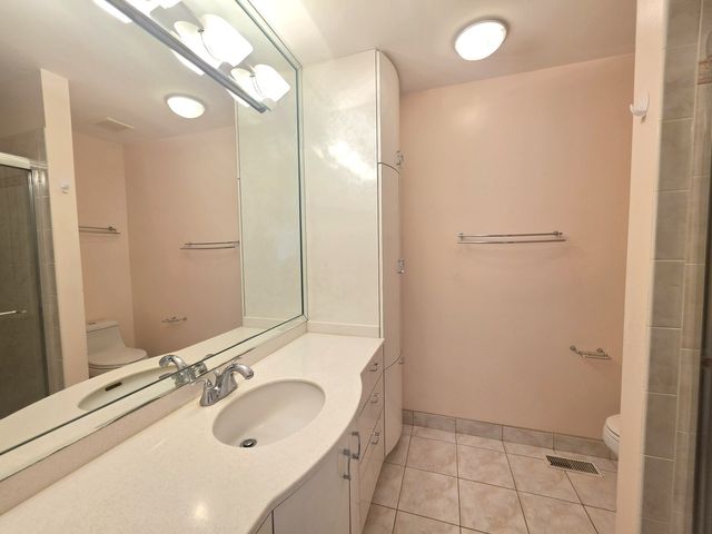 703 MALLARD Lane, Deerfield, IL 60015