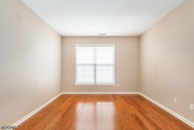 201 Dey St 124, Harrison Town, NJ 07029