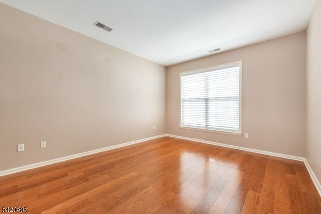 201 Dey St 124, Harrison Town, NJ 07029