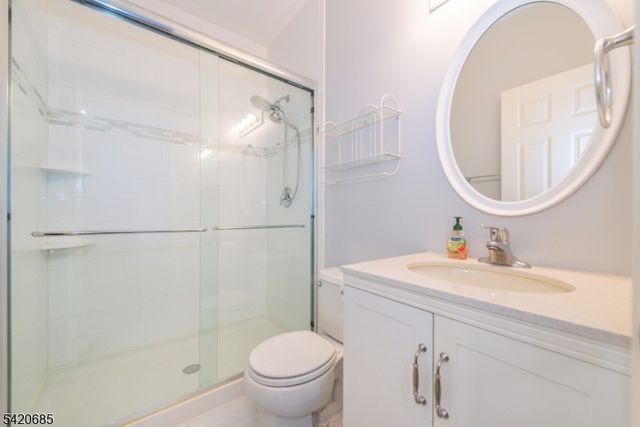 201 Dey St 124, Harrison Town, NJ 07029