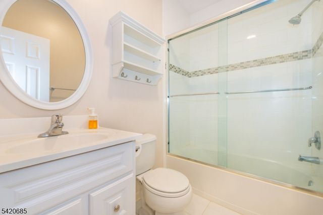 201 Dey St 124, Harrison Town, NJ 07029