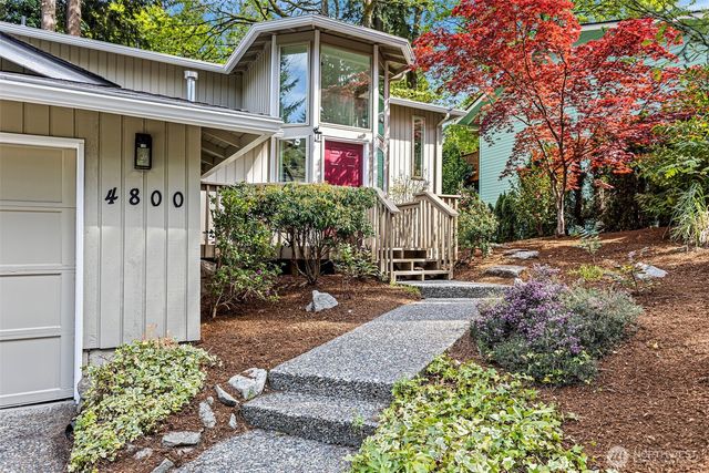 4800 152nd Place SE, Bellevue, WA 98006