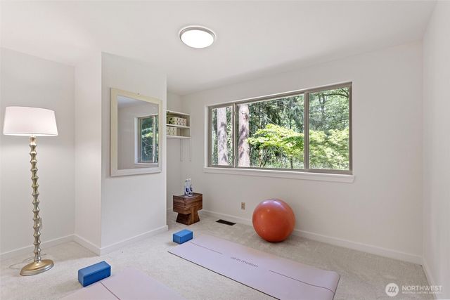 4800 152nd Place SE, Bellevue, WA 98006