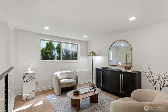 4800 152nd Place SE, Bellevue, WA 98006