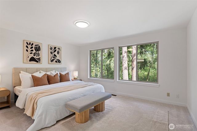 4800 152nd Place SE, Bellevue, WA 98006