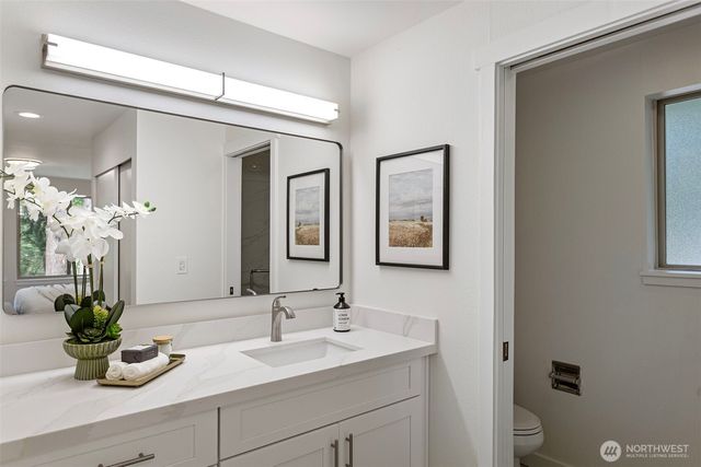 4800 152nd Place SE, Bellevue, WA 98006