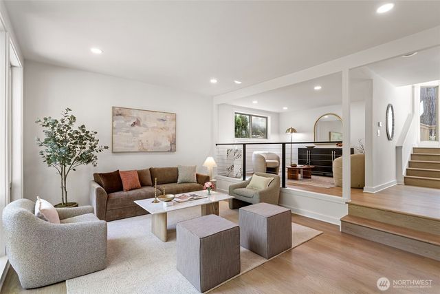 4800 152nd Place SE, Bellevue, WA 98006