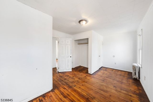 190 Alexander St, Newark City, NJ 07106