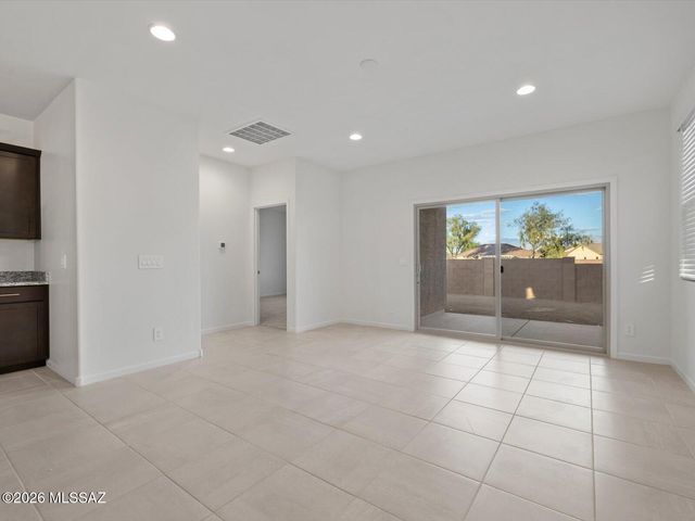 12748 N Fire Brand Street, Marana, AZ 85658