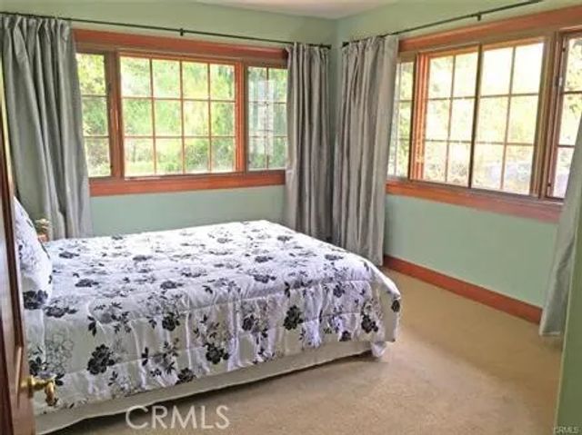 4457 Liveoak Dr, Claremont, CA 91711