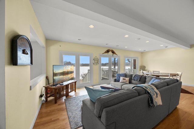 605 Park Lane, Long Lake, MN 55356