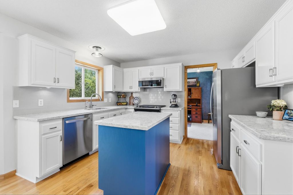 2508 Schneider Court, Chaska, MN 55318 — photo 4