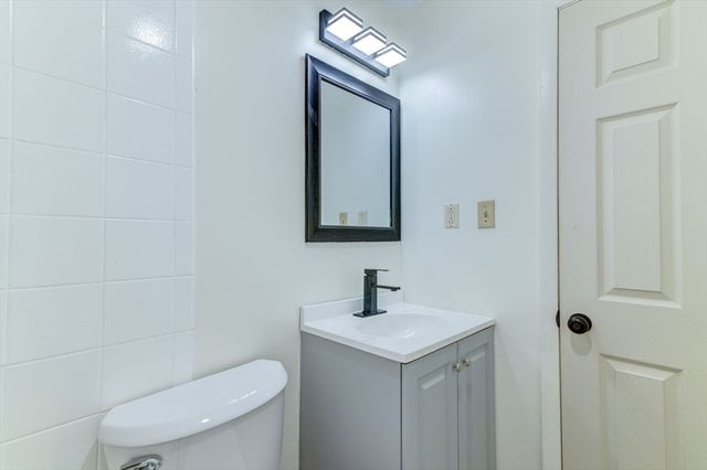 72 Martensen St 3, Quincy, MA 02169