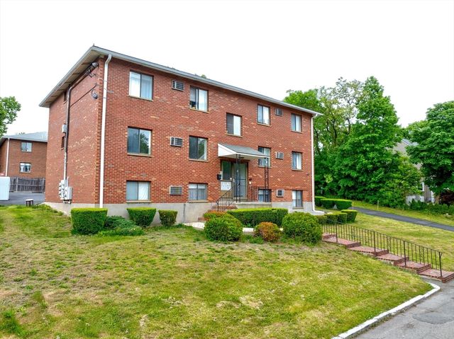 72 Martensen St 3, Quincy, MA 02169