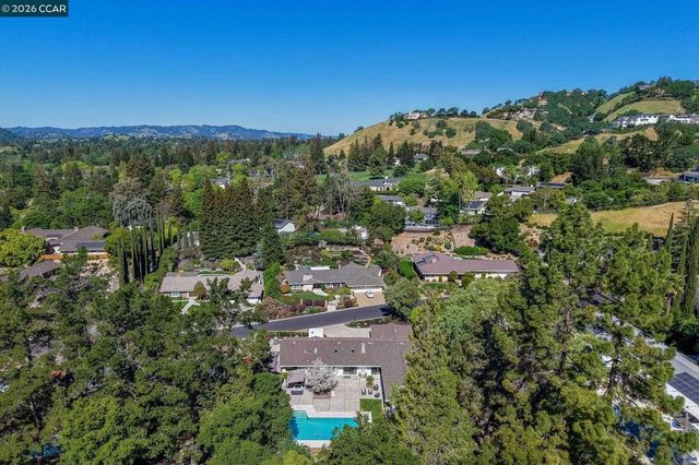 46 Tam O Shanter Rd, Alamo, CA 94507