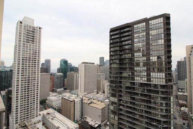 2 E Erie Street 1901, Chicago, IL 60611