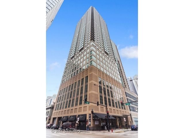 2 E Erie Street 1901, Chicago, IL 60611