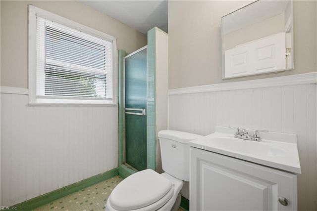 19 Gibson RD, Hampton, VA 23669