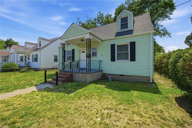 19 Gibson RD, Hampton, VA 23669