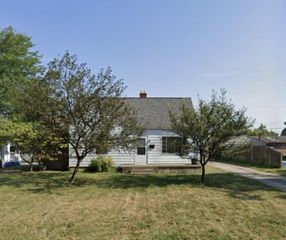 4144 Mcallister Avenue, Columbus, OH 43227