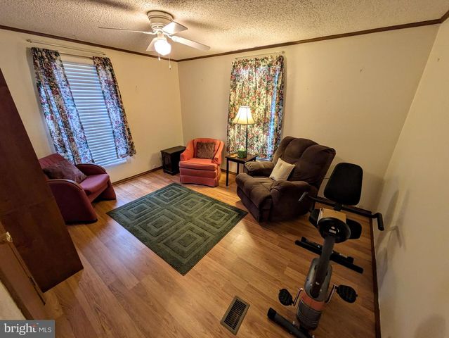 43 DAVID DR, Walnutport, PA 18088