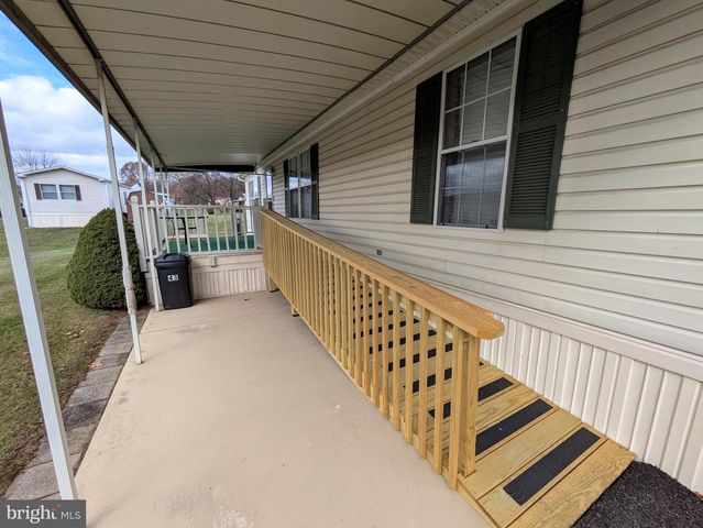 43 DAVID DR, Walnutport, PA 18088