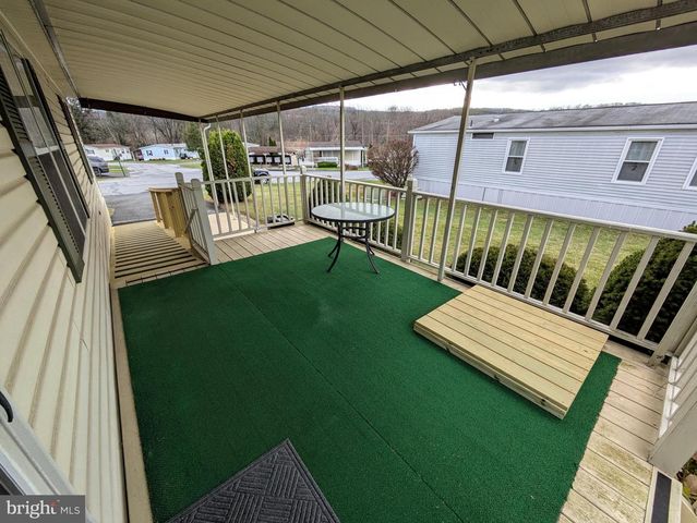 43 DAVID DR, Walnutport, PA 18088