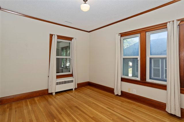 2704 Moyer Street, Des Moines, IA 50310