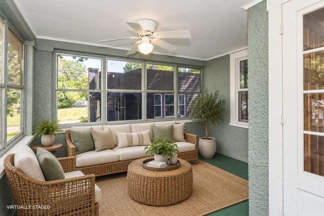 2704 Moyer Street, Des Moines, IA 50310
