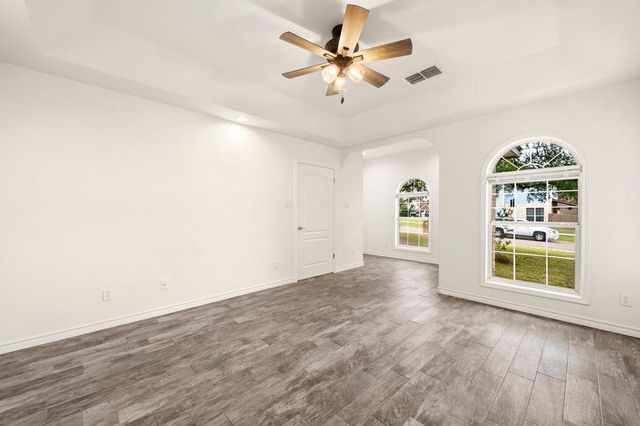 2104 Lancaster ST, San Marcos, TX 78666