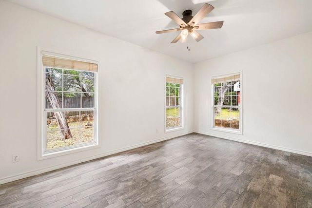 2104 Lancaster ST, San Marcos, TX 78666