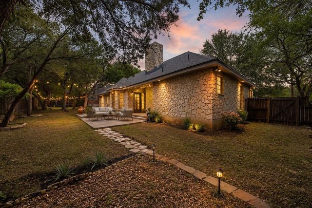 2104 Lancaster ST, San Marcos, TX 78666