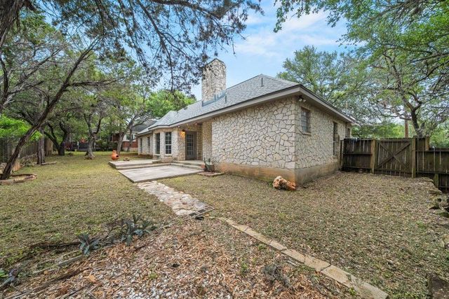 2104 Lancaster ST, San Marcos, TX 78666