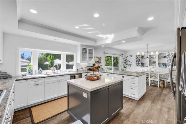 1915 LEEWARD, Newport Beach, CA 92660