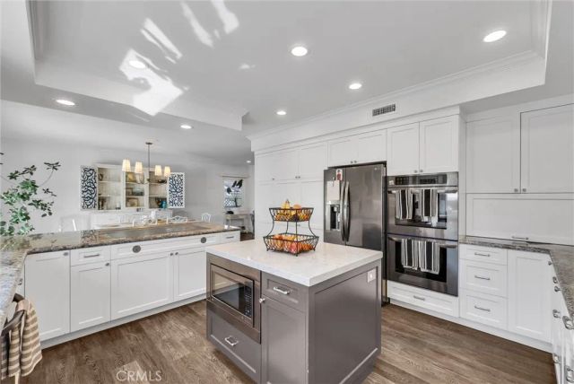 1915 LEEWARD, Newport Beach, CA 92660