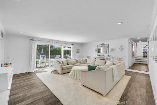 1915 LEEWARD, Newport Beach, CA 92660
