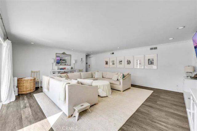 1915 LEEWARD, Newport Beach, CA 92660