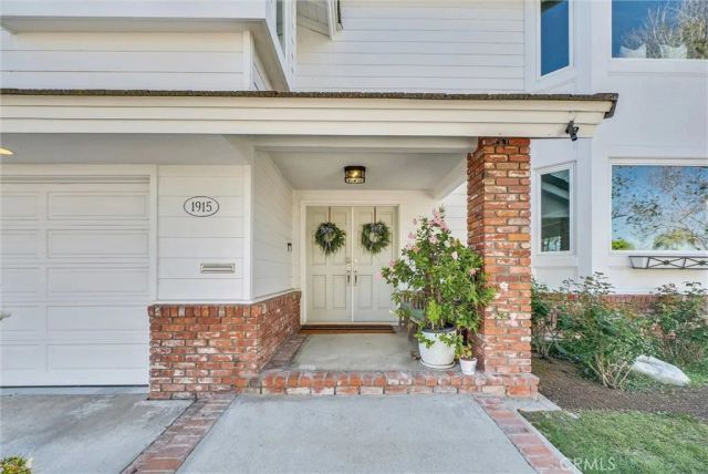 1915 LEEWARD, Newport Beach, CA 92660