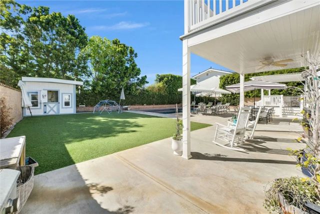 1915 LEEWARD, Newport Beach, CA 92660
